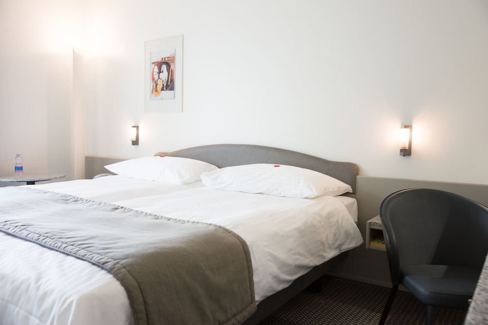 Hotel Fly Away Kloten Eksteriør bilde