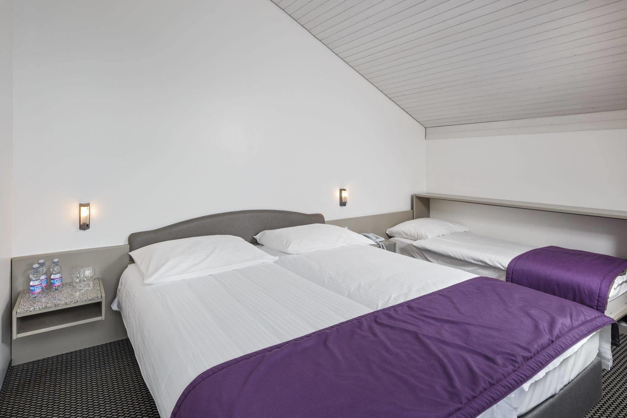 Hotel Fly Away Kloten Eksteriør bilde